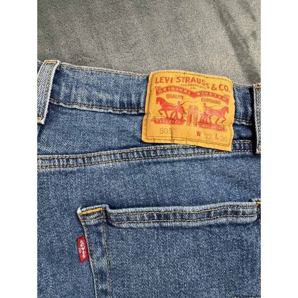 Levi's 505 Regular‎ Straight Fit Jeans Men's 32x30 Blue Medium Wash Distressed - Picture 7 of 10